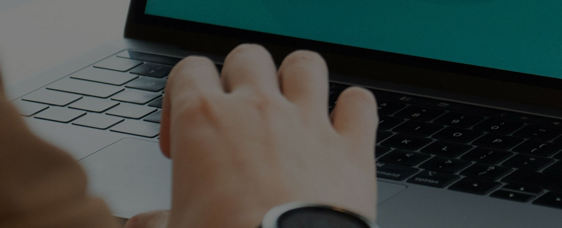 联系九游